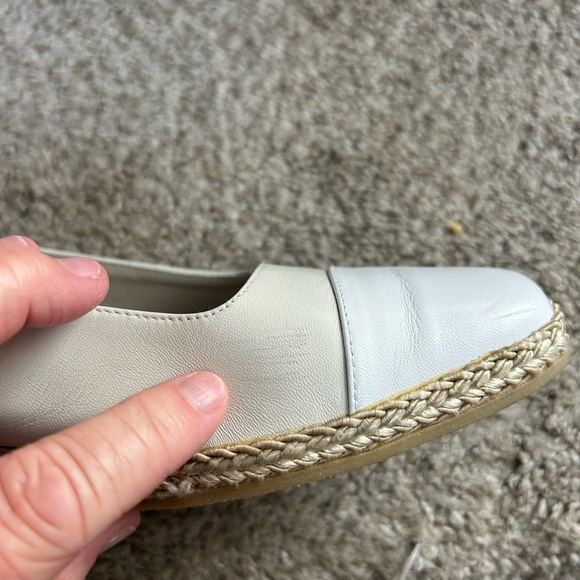 Andre Assous espadrille wedge sling back. Made in Spain. Size 8. EUC. White/tan - Picture 9 of 15